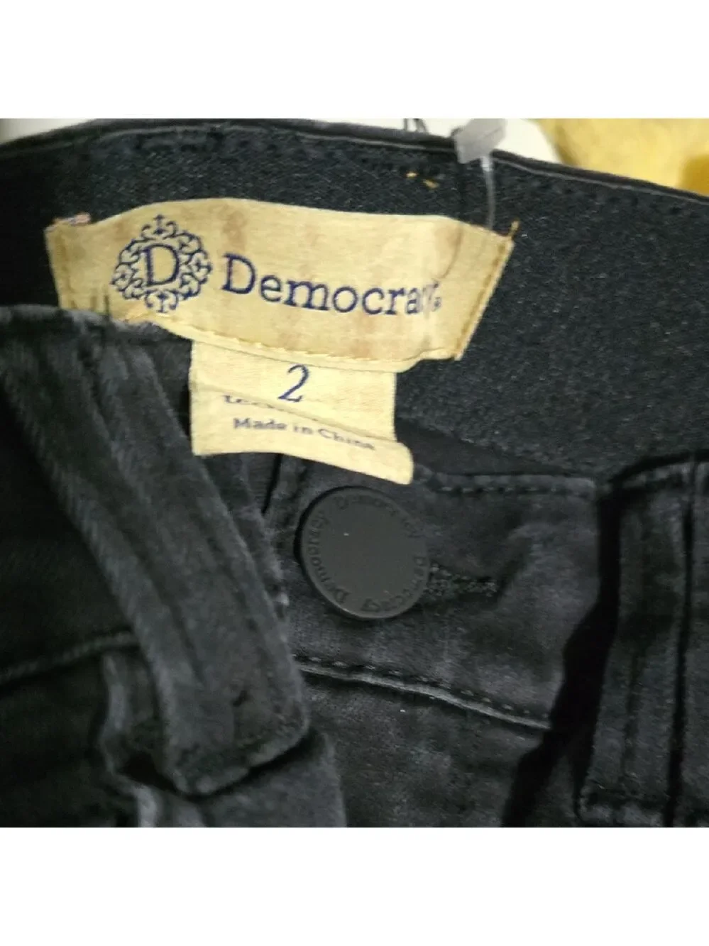 Democracy Jeans with Branded Button womens Size 2 Blue Ab Technology